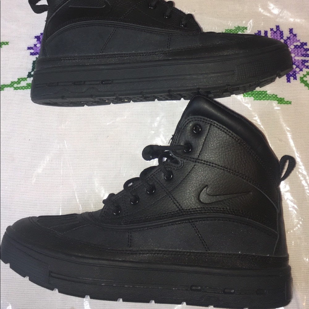 Nike Boots